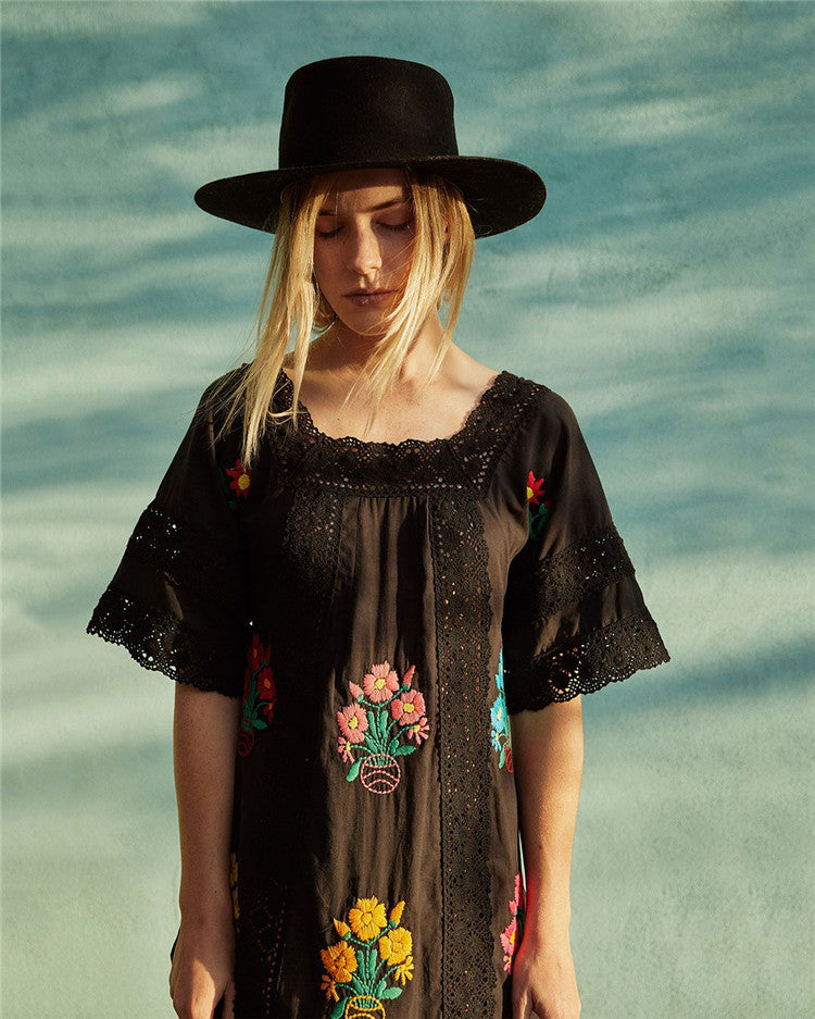 Women Spring And Summer Bohemian Holiday Flowers Embroidered Lace Tapered Hollow Dress