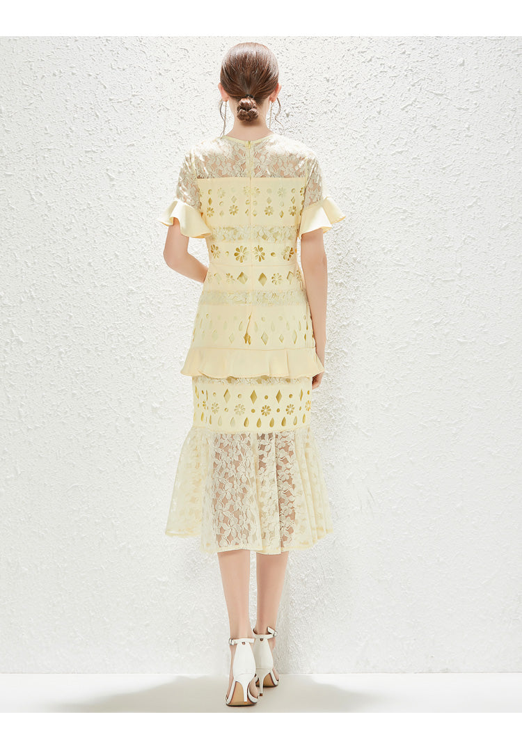 Défilé de mode Nouvelle robe haut de gamme pour femme en dentelle ajourée à traîne et ceinture portefeuille