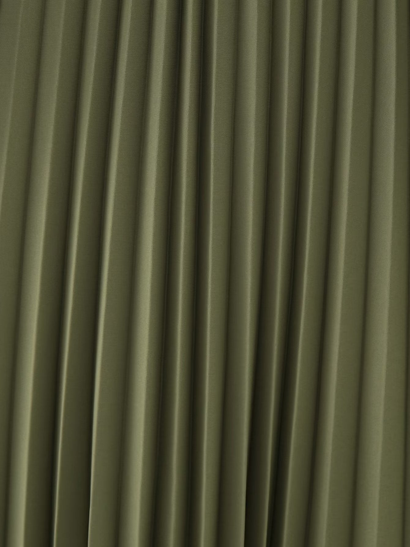 Robe plissée à col en V et ceinture pour femme - Collection Hiver
