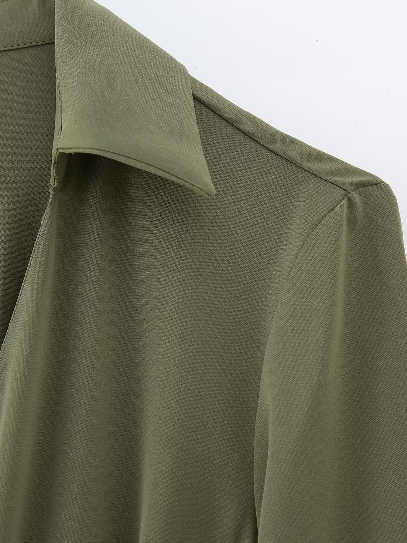 Robe plissée à col en V et ceinture pour femme - Collection Hiver