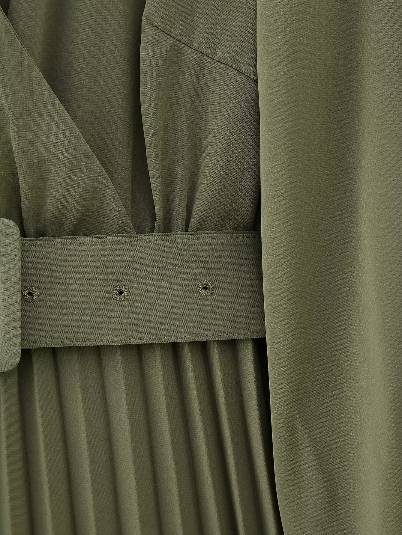 Robe plissée à col en V et ceinture pour femme - Collection Hiver