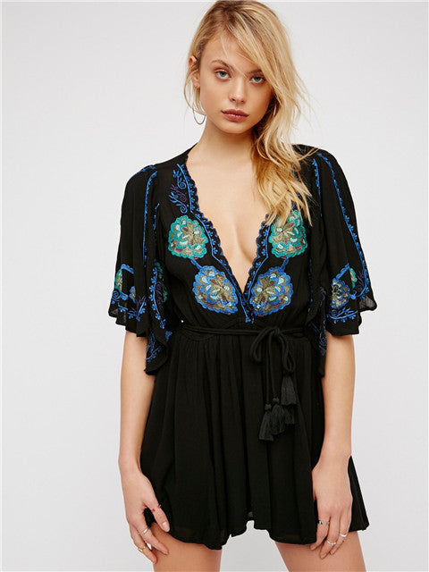 Women Spring and Summer Elegant Seaside Holiday Sexy Embroidered Dress