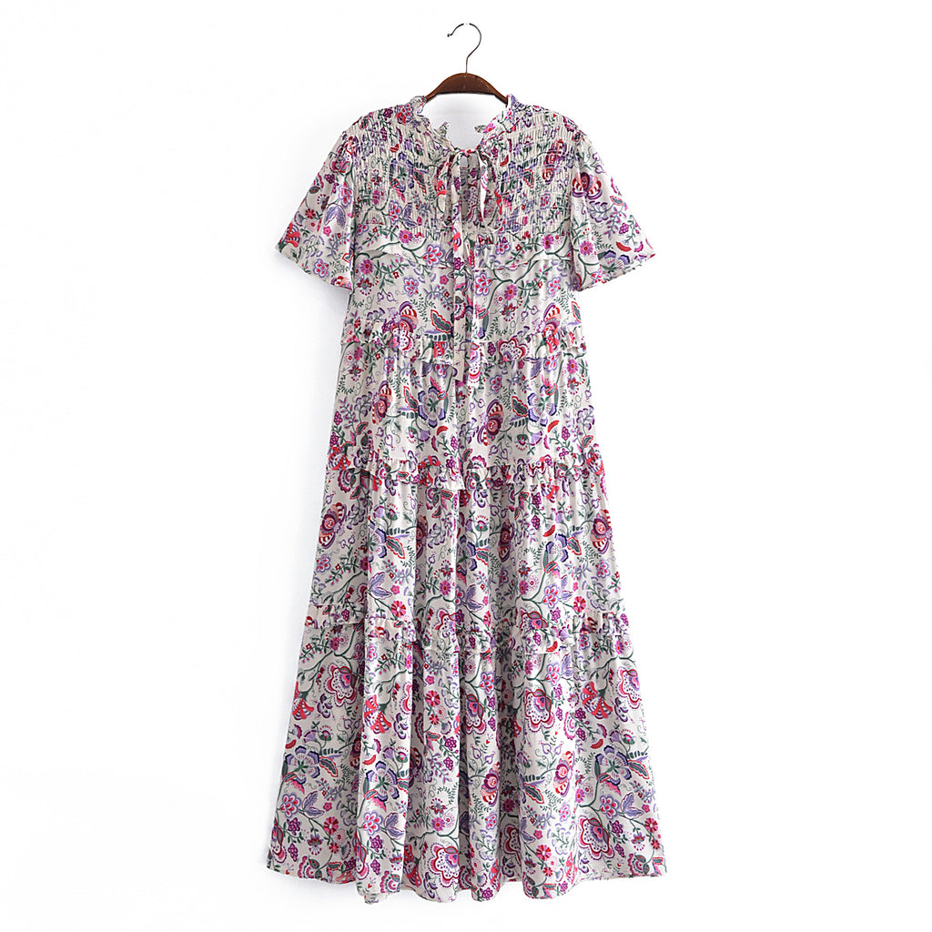 Robe imprimée à volants, manches à volants et taille haute, col en V