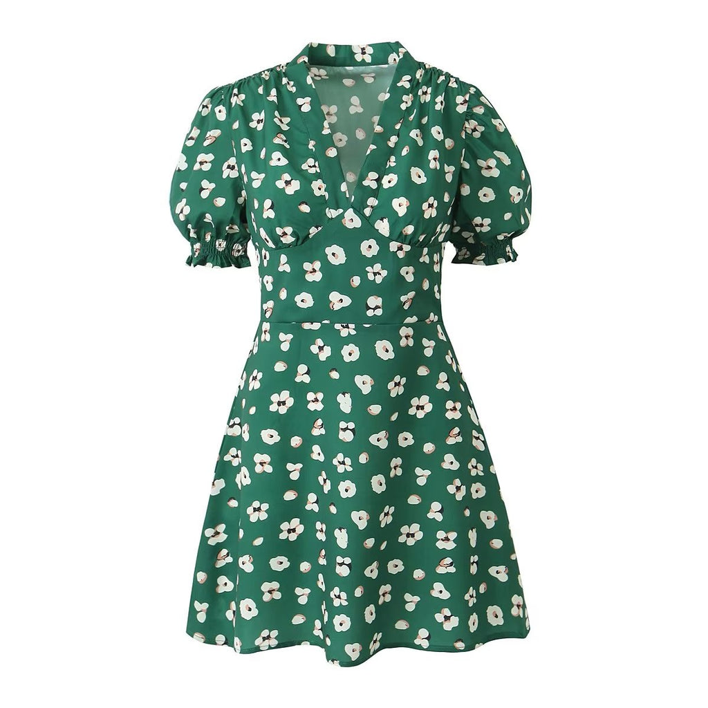Robe verte scintillante à manches courtes pour femme, coupe ajustée, col en V, idéale pour une pause thé.