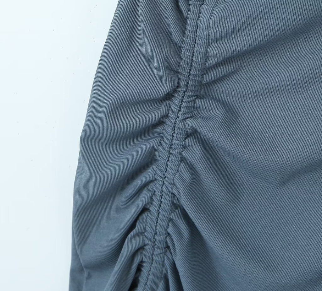 Robe sexy plissée fendue sur le côté, style sac d'école d'été, fausse robe dos nu deux pièces