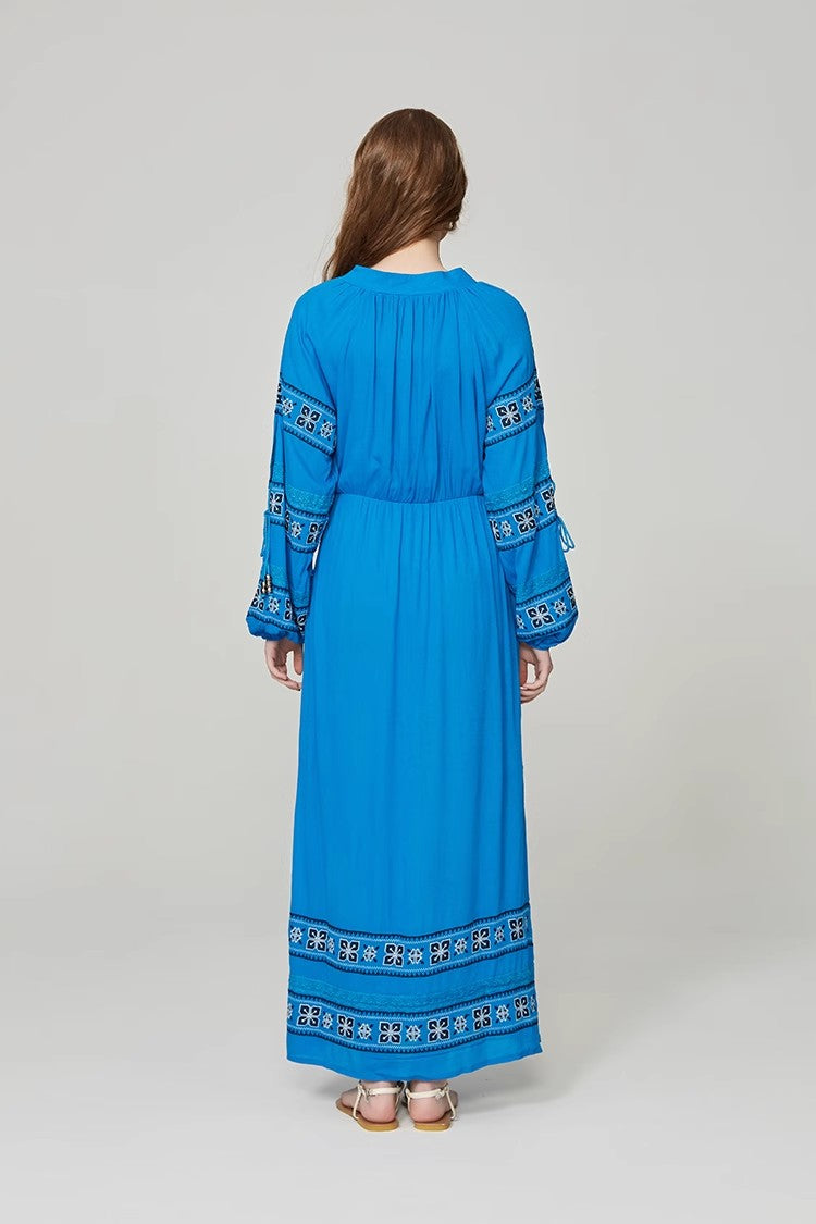 Vestido decorativo con bola hueca bordada romántica de temperamento