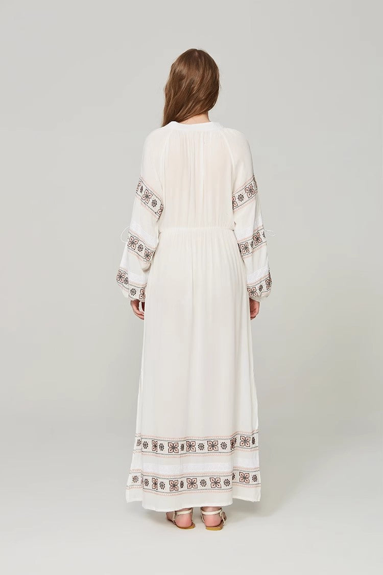 Vestido decorativo con bola hueca bordada romántica de temperamento