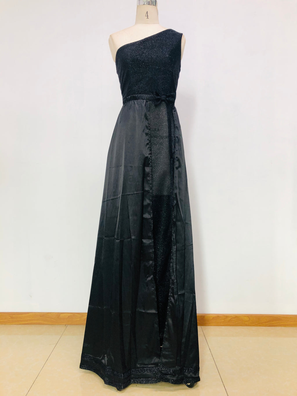 Autumn Women Clothing One Shoulder Mop Dress Evening Maxi Dress