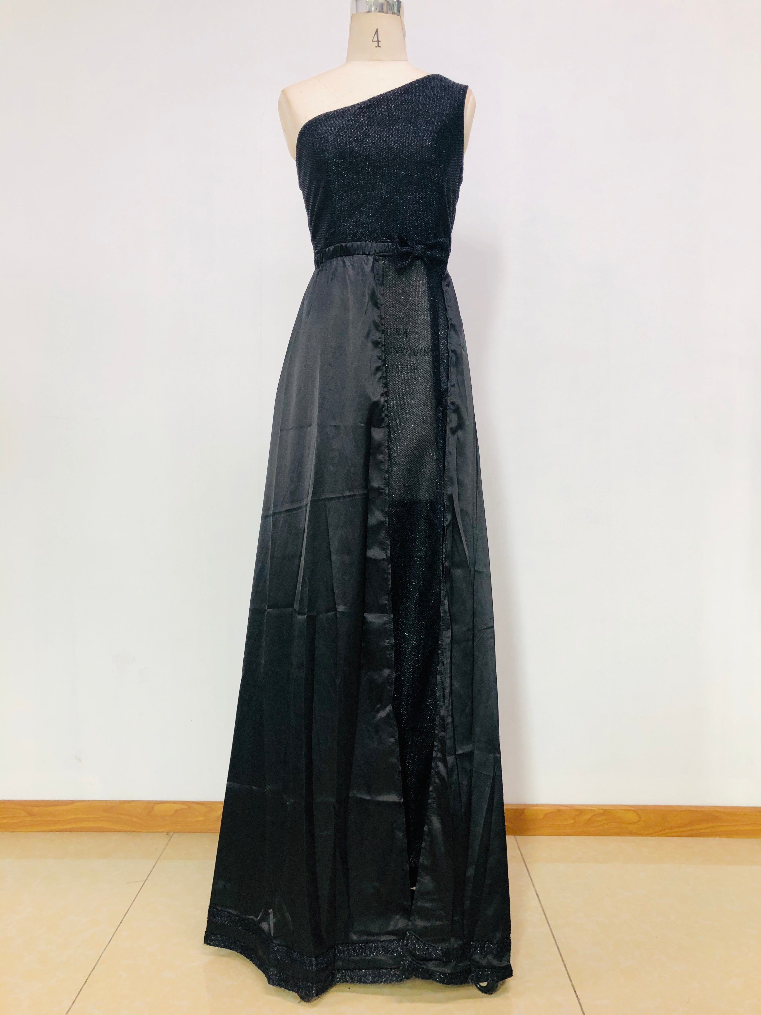 Autumn Women Clothing One Shoulder Mop Dress Evening Maxi Dress