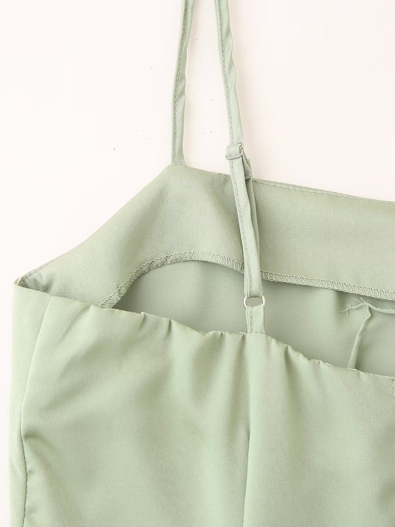Vestido de verano de satén con cintura ajustada y dobladillo grande para mujer