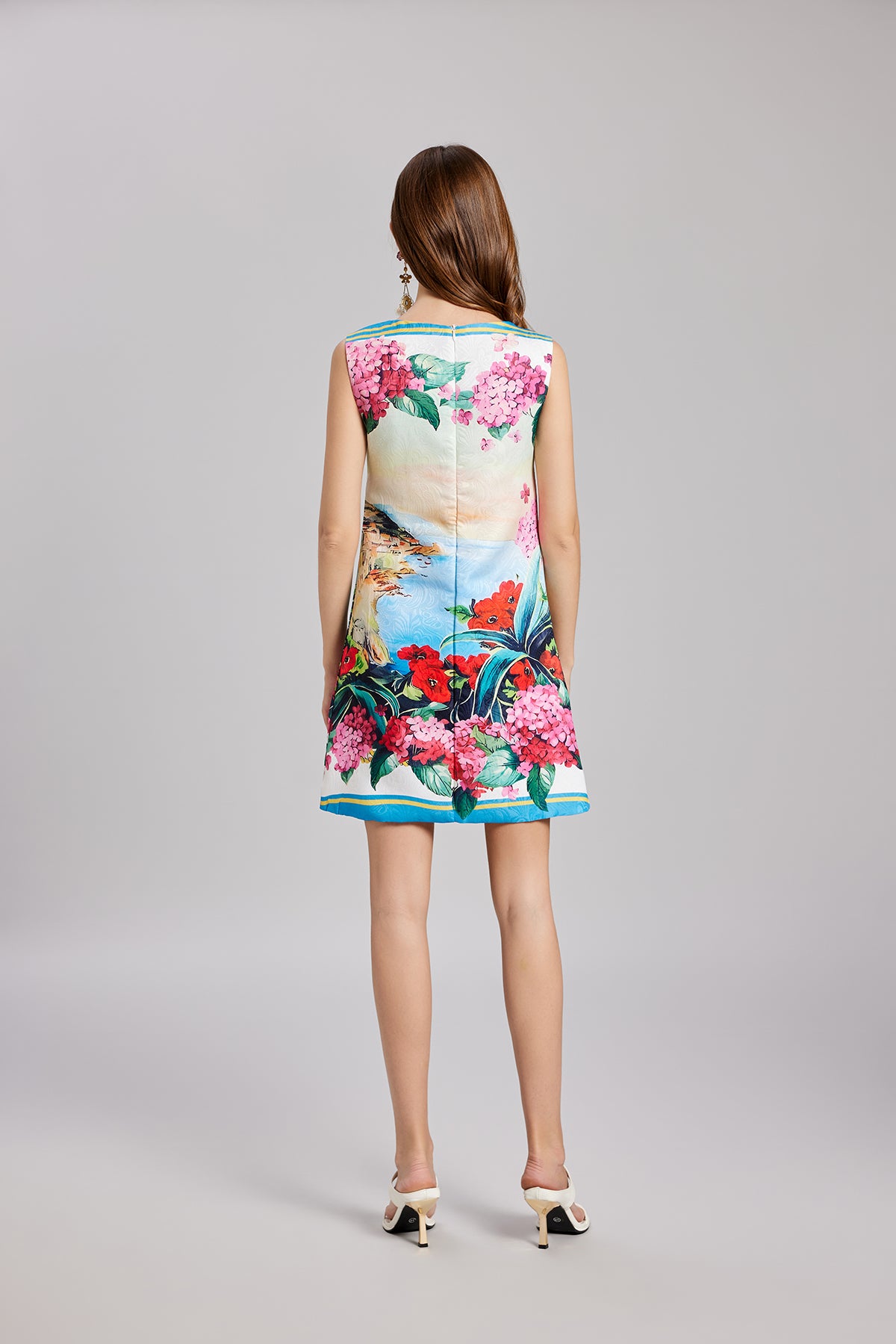 Vestido tipo chaleco con estampado de bolas bordadas de principios de primavera
