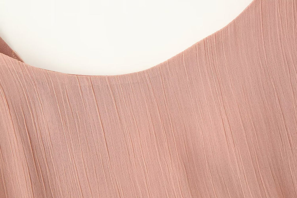 Robe moulante sexy dos nu ornée de décorations laminées pour femmes