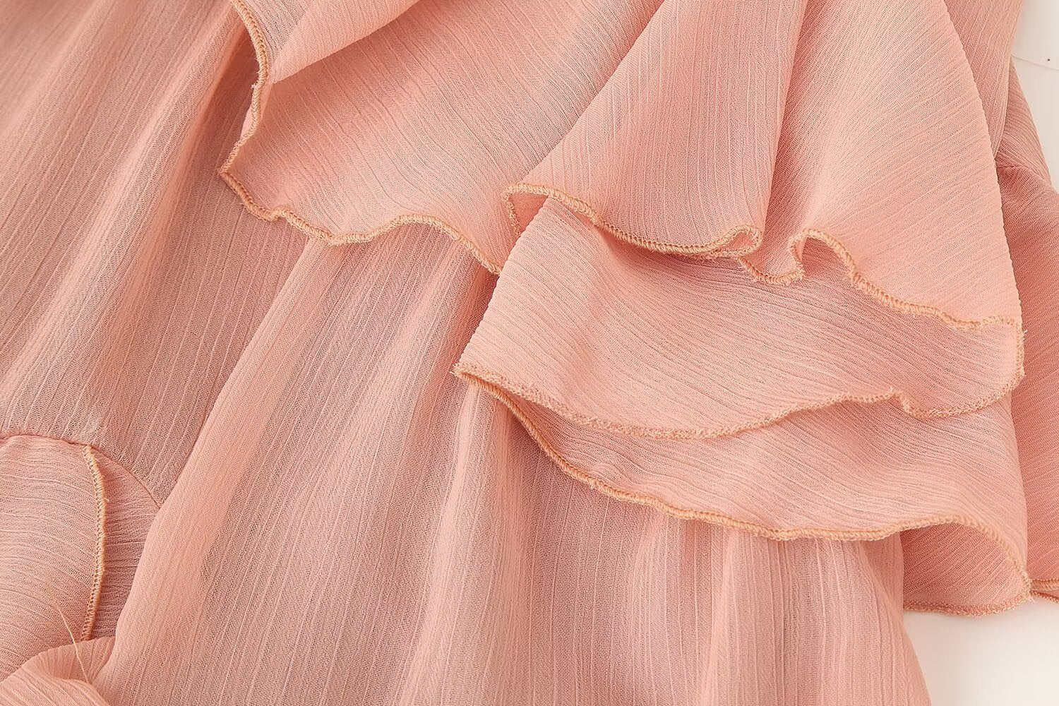 Robe moulante sexy dos nu ornée de décorations laminées pour femmes