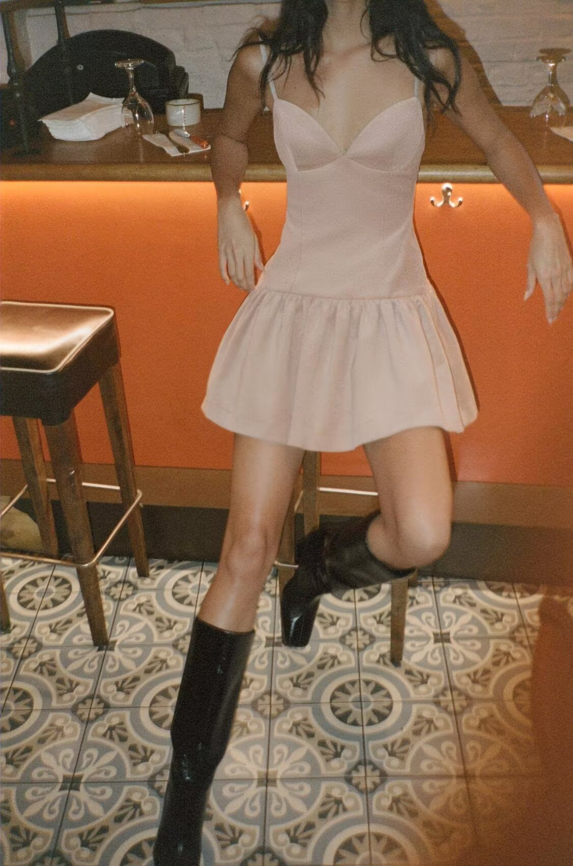 Vestido corto camisola esponjoso para mujer de otoño
