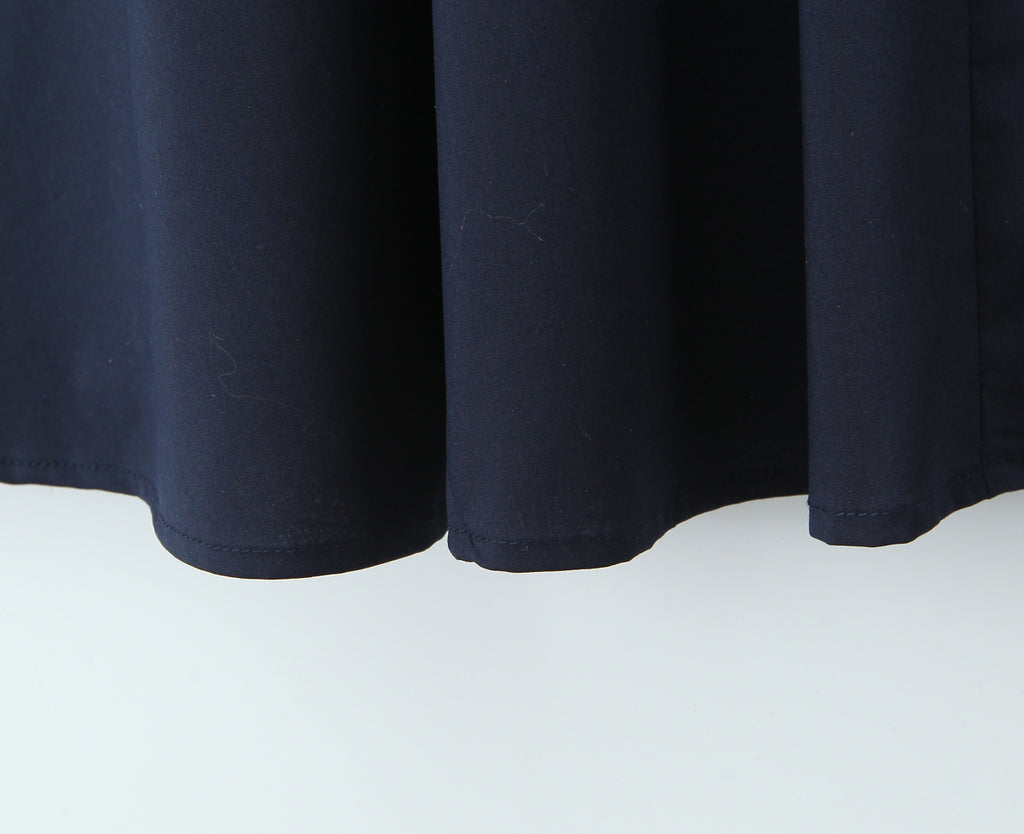 Robe bustier élégante et sexy à lacets, style rétro français, idéale pour des vacances élégantes et sexy.