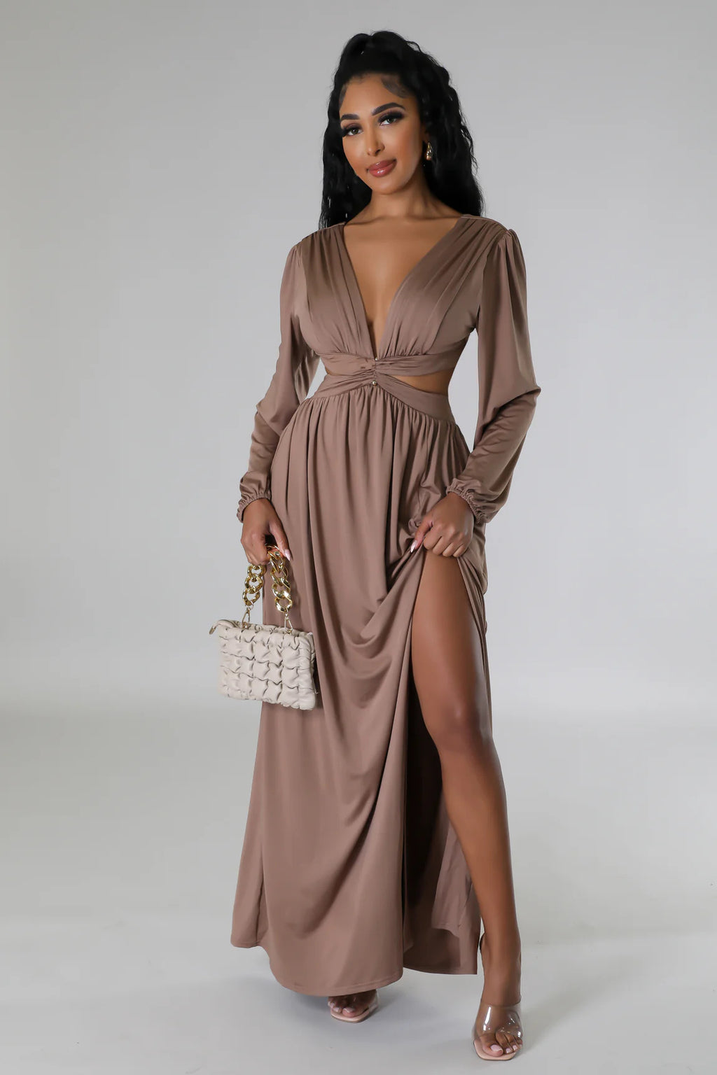 Robe longue unie à manches longues, décolleté plongeant en V, taille ajourée, laçage et fente, confortable et douce pour la peau, idéale pour les soirées et les occasions spéciales.