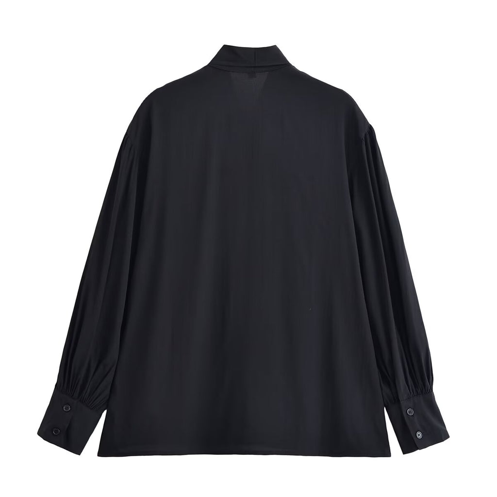 Chemise d'hiver pour femme, ample, avec nœud décoratif et drapé.