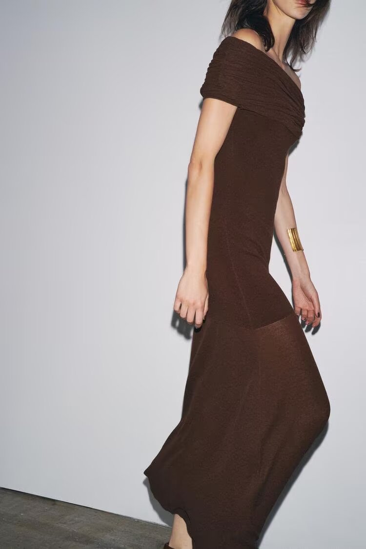 Vestido de punto con hombros descubiertos Summer Sense