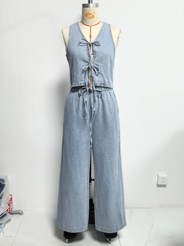 Ensemble en denim printemps-été pour femme : débardeur sans manches à lacets et jean large à lacets.