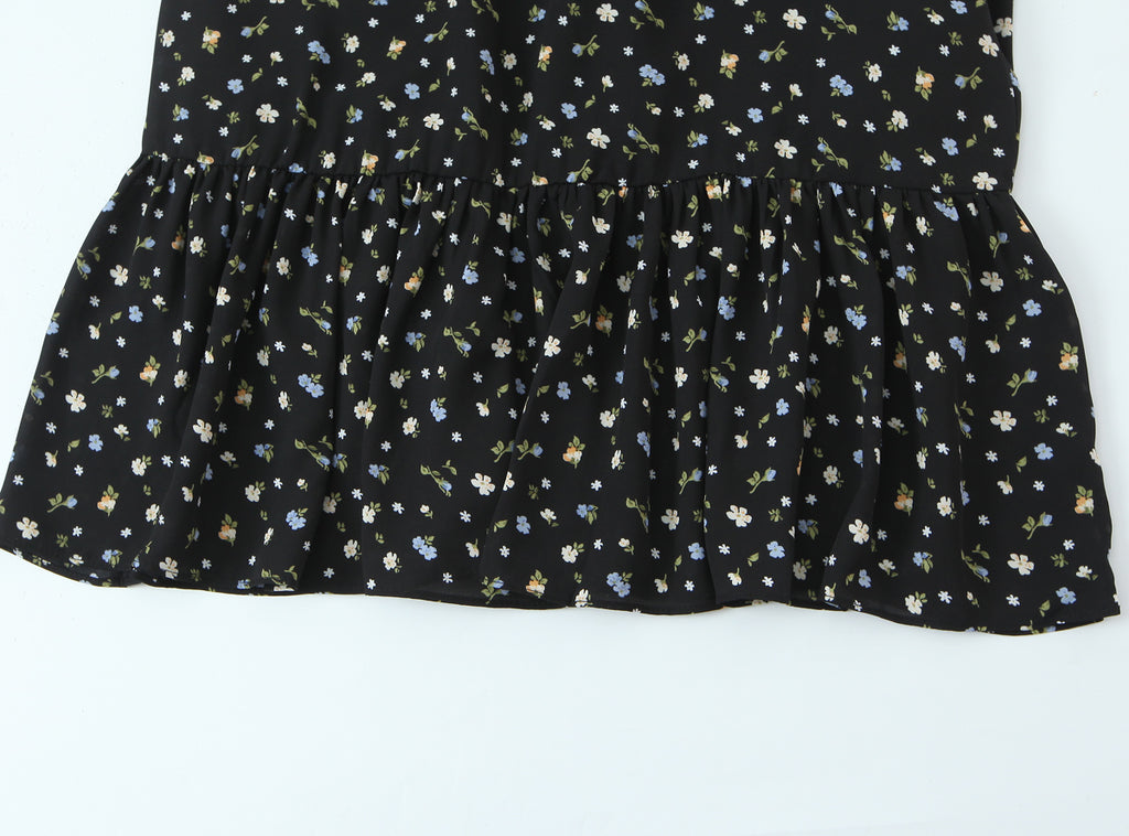 Robe longue à bretelles assorties, imprimée de fleurs françaises, taille cintrée et amincissante, idéale pour le printemps.