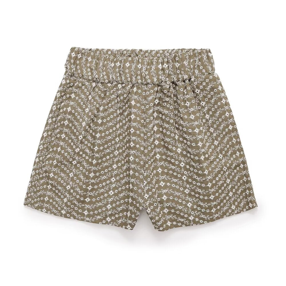 Short décontracté taille haute à découpes et broderies pour femme, assorti à tous les vêtements.