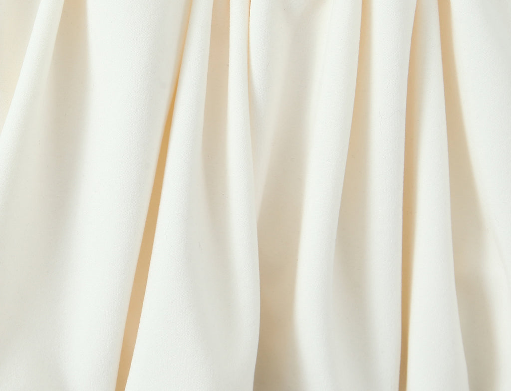 Robe courte amincissante à manches longues pour femme
