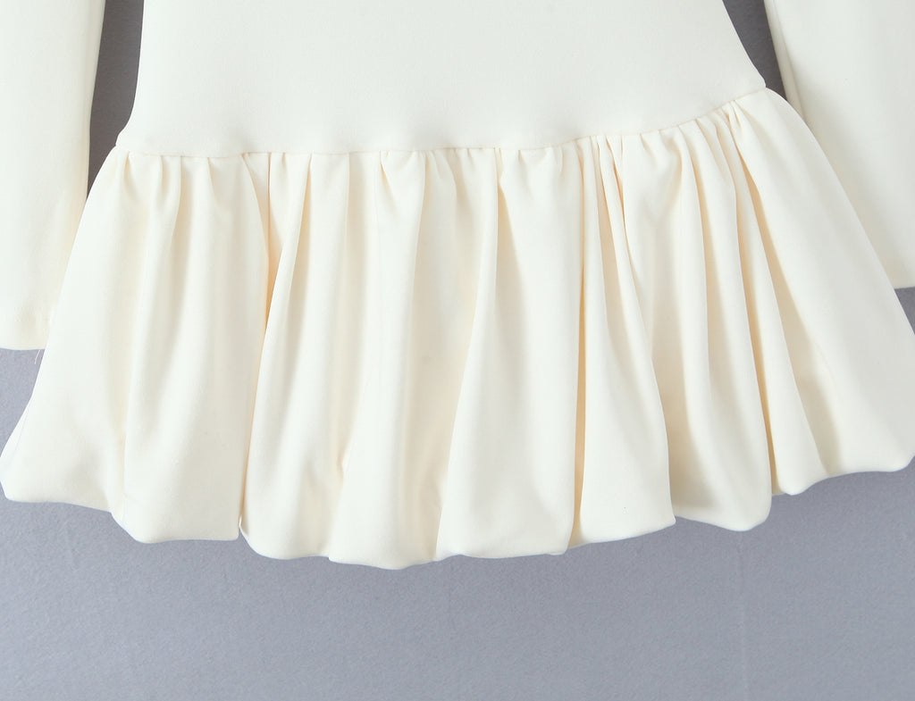 Robe courte amincissante à manches longues pour femme