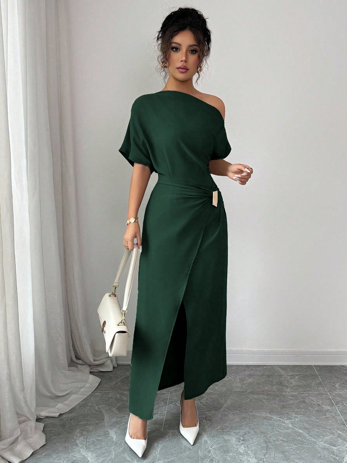 blackish green