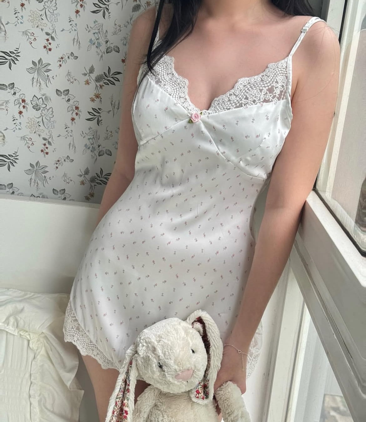 Sexy Spring Blogger Lace Stitching Three Dimensional Small Floral Satin Printing Slip Dress