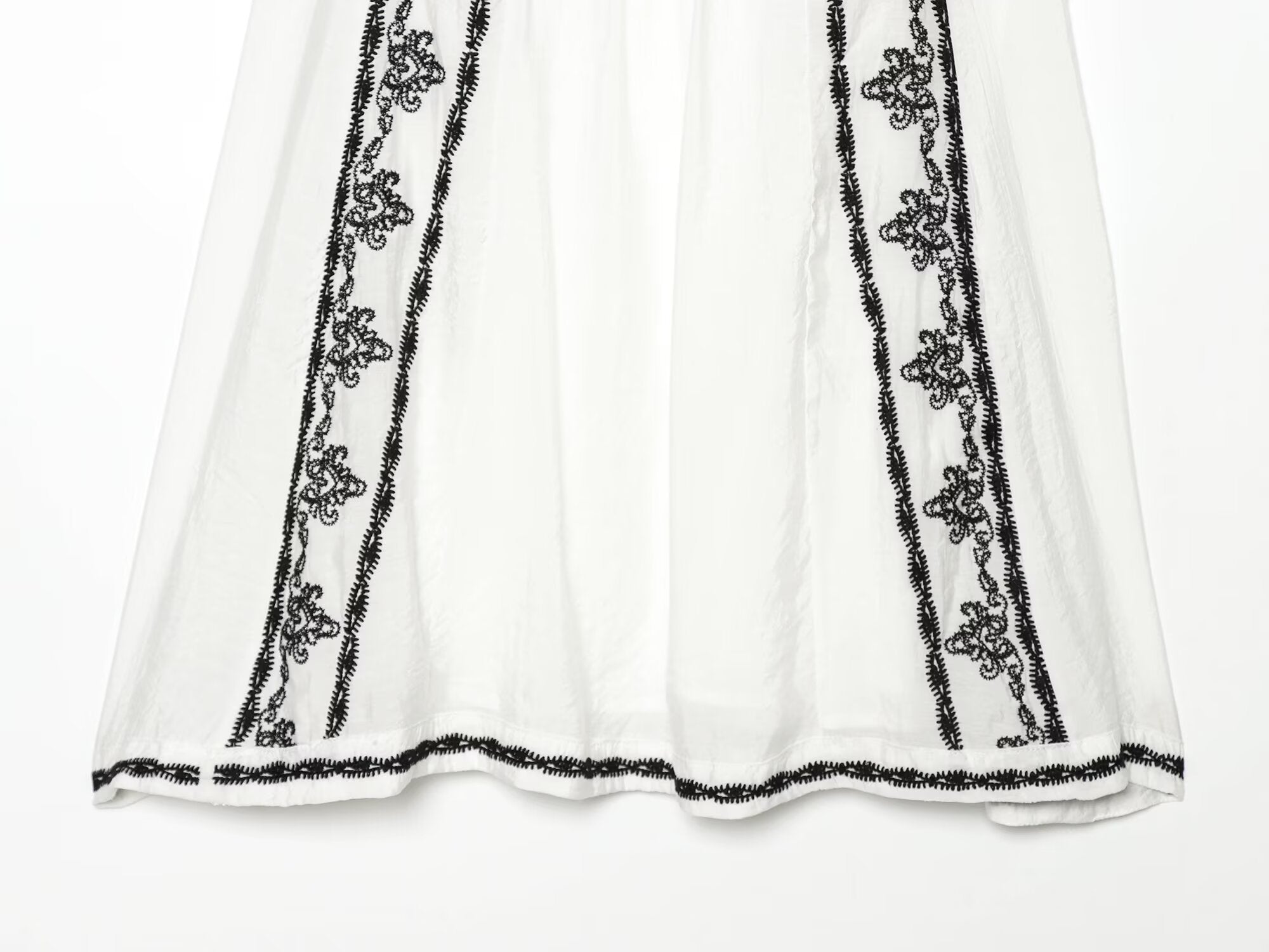 Vêtements Femme Été Décontracté Ample Robe Brodé Couleur Contrastante
