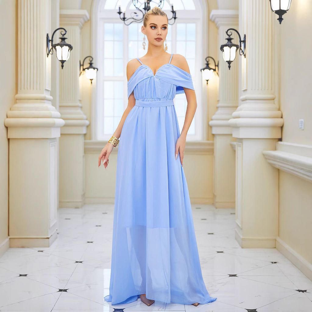Vestido largo elegante y ajustado con tirantes y escote en V de gasa de color liso