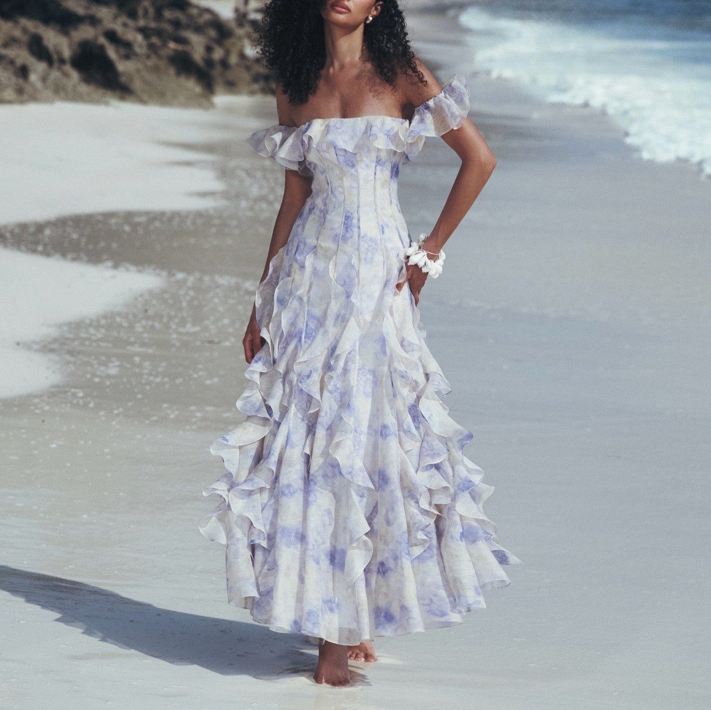 Robe de plage à volants en fil, style bohème chic. Robe maxi élégante.