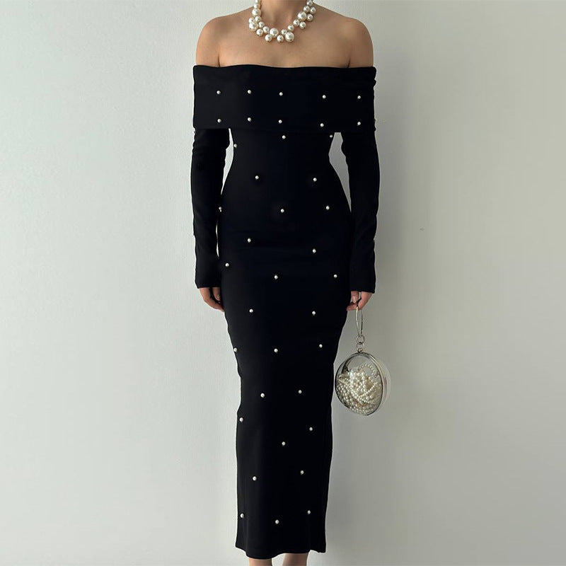 Robe de soirée printanière cintrée à épaules dénudées ornée de perles