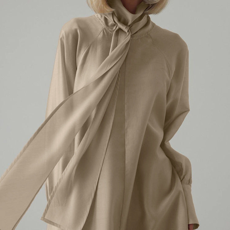 Robe femme à col montant et cravate, manches longues, fente latérale, coupe ample et décontractée
