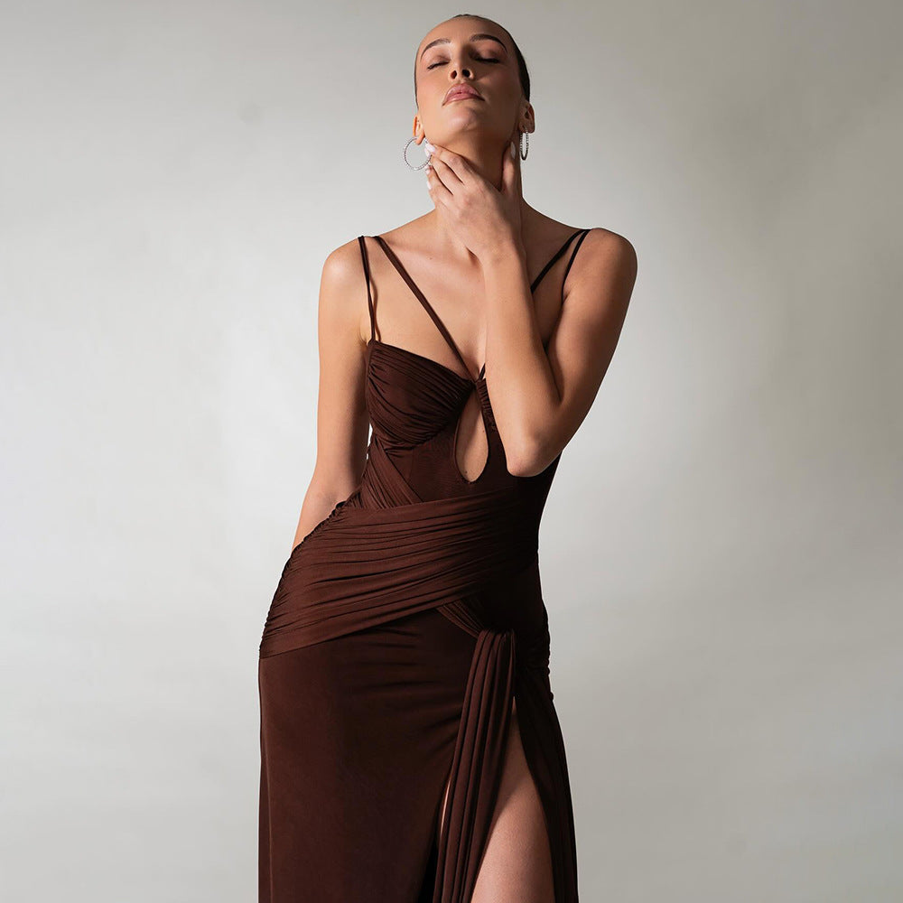 Robe longue moulante sexy dos nu marron plissée à ruban