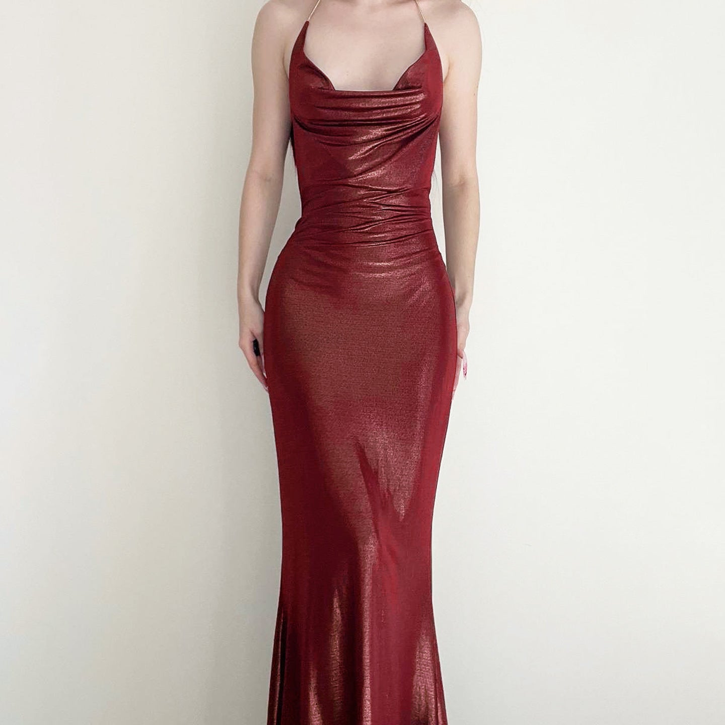 Vestido sexy y elegante retro con cuello halter, fino, plisado, sin espalda, color liso, con cuello oscilante