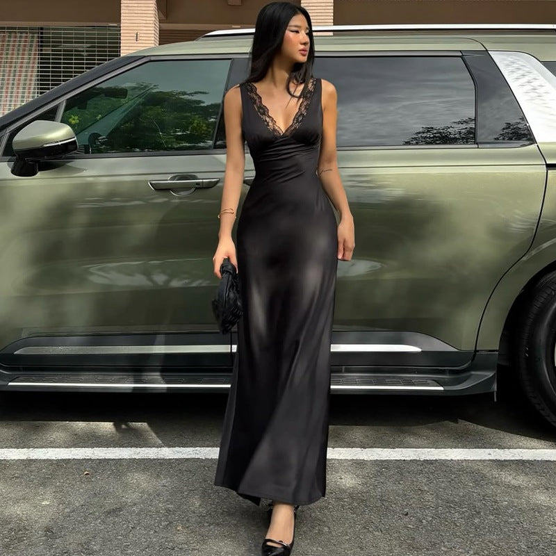 Vestido de invierno sexy de encaje con escote en V profundo y tirantes finos sin espalda para mujer