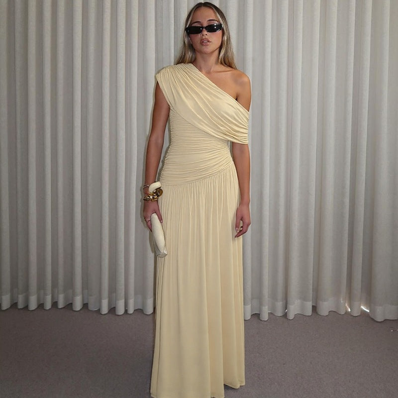Robe Femme Printemps Nouveauté Mode Sexy Col Diagonal Plissée Asymétrique Couleur Unie