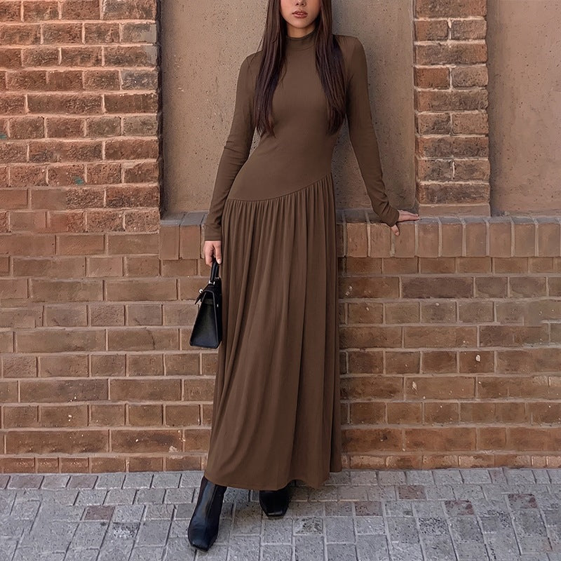 Vestido de manga larga con medio cuello, costuras y color liso, de estilo casual y relajado