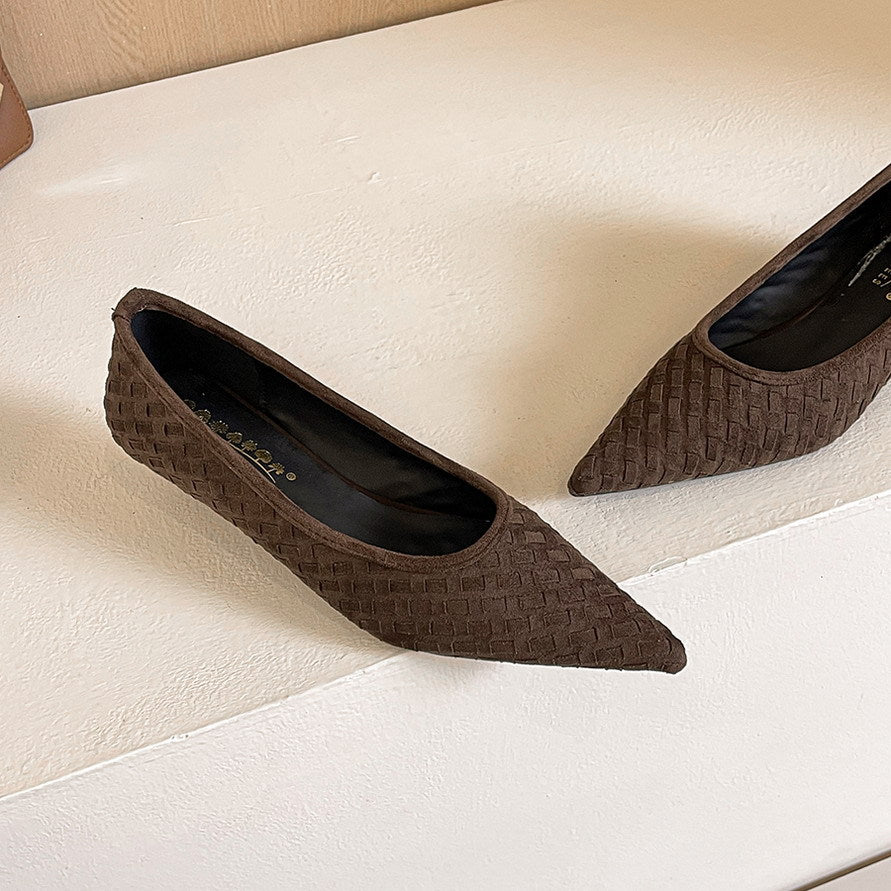 Professional Low Heel Comfortable Women Shoes Woven Suede Pointed Slip on Shallow Mouth Pumps