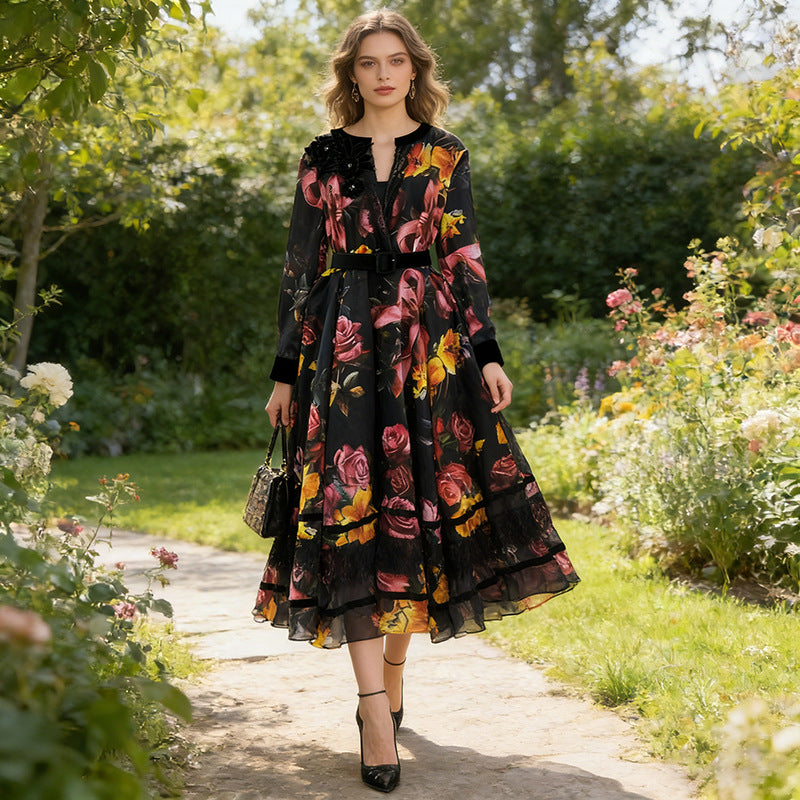 Robe printemps haute qualité imprimée col en V taille serrée amincissante manches évasées couture dentelle robe femme