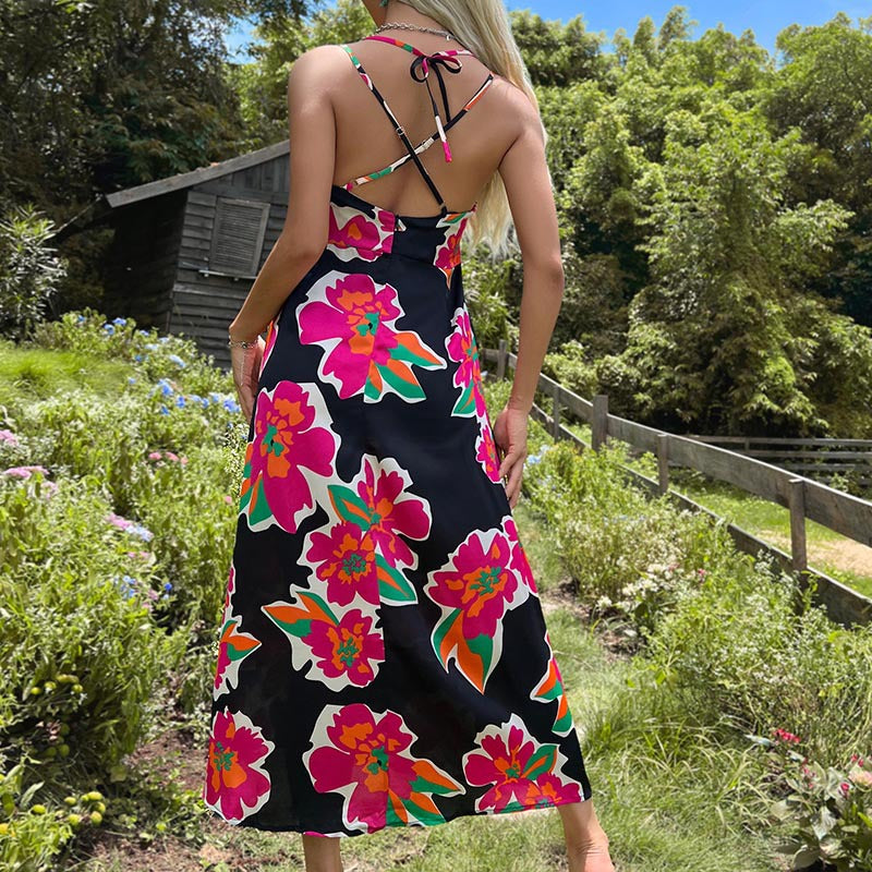 Vestido de verano con tirantes finos y estampado de mujer