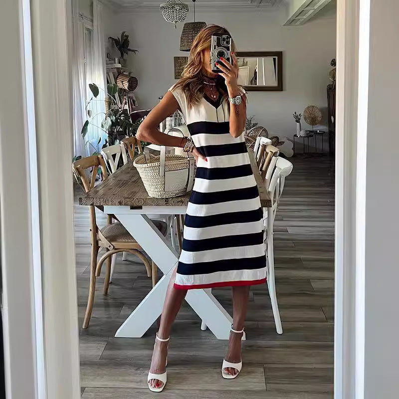 Vestido de verano a rayas con escote en V y abertura en el dobladillo, informal, holgado.