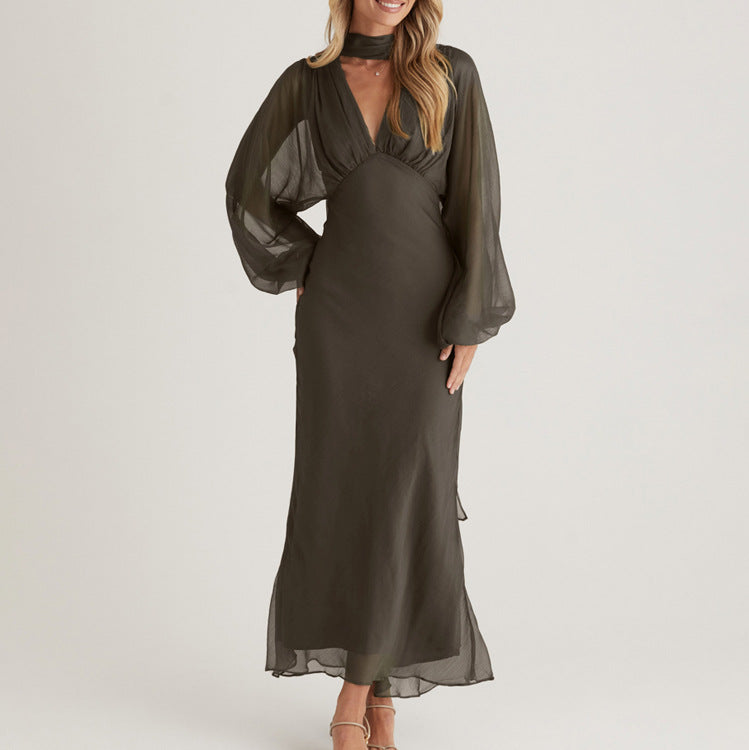 Vestido plisado elegante para mujer, diseño otoñal, con cuello en V y manga larga, estilo maxi estrecho.