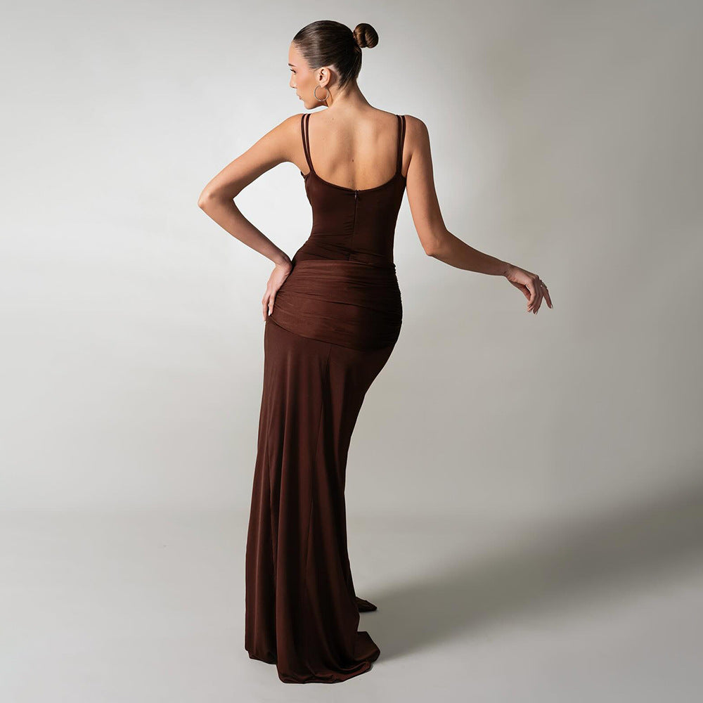 Robe longue moulante sexy dos nu marron plissée à ruban