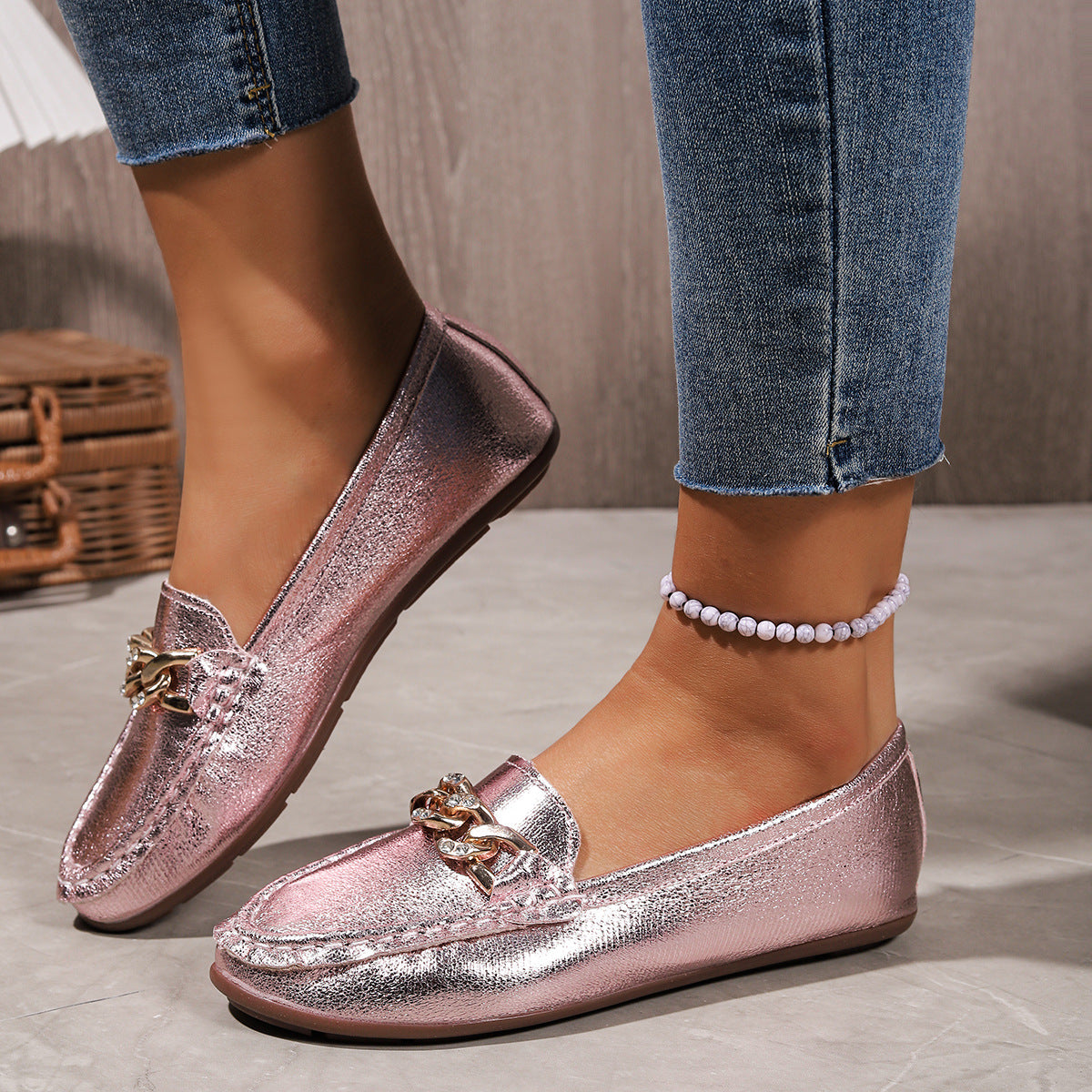 Autumn Slip on Flat Gommino Women round Head Metal Chain Casual Pumps