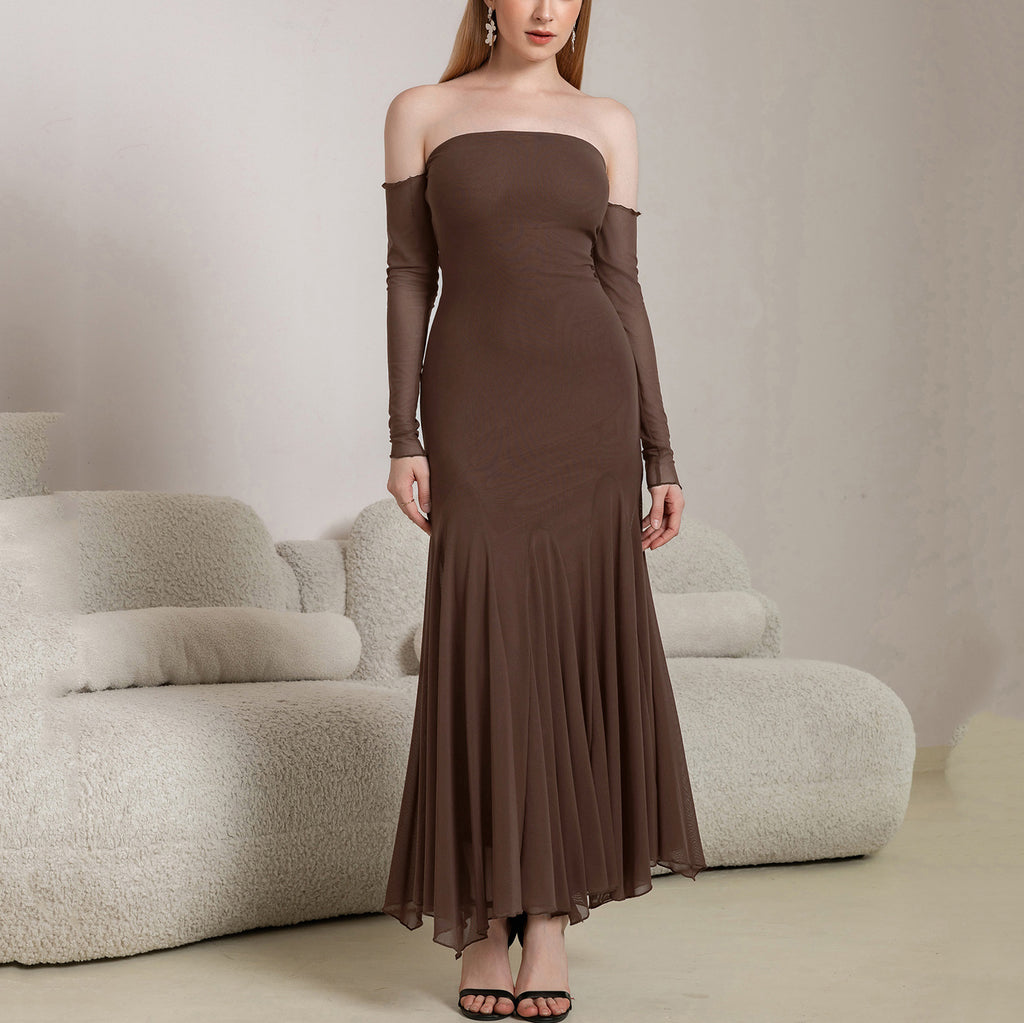 Robe longue asymétrique sexy à manches longues en maille, épaules dénudées et dos nu, avec volants et hanches irrégulières, idéale pour l'automne et l'hiver.