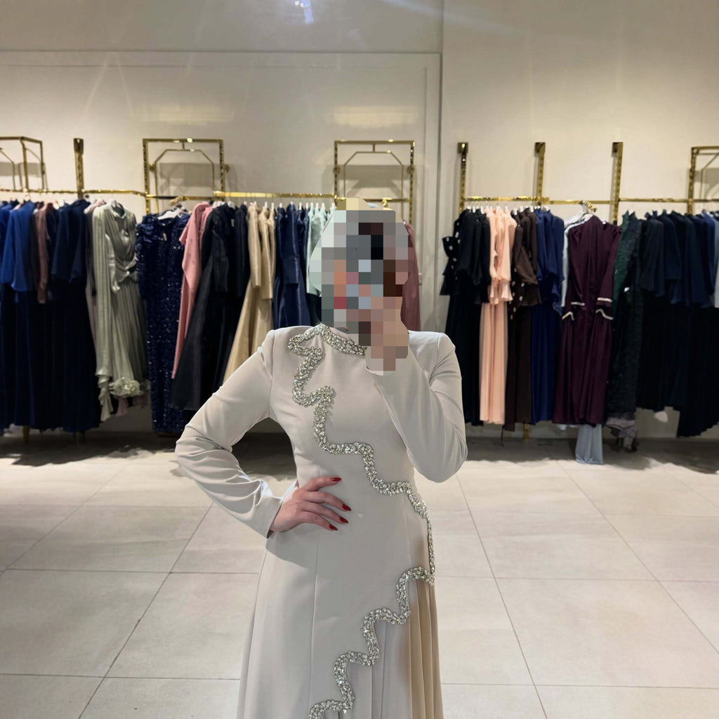 Robe longue de soirée élégante pour femme avec ruban et perles