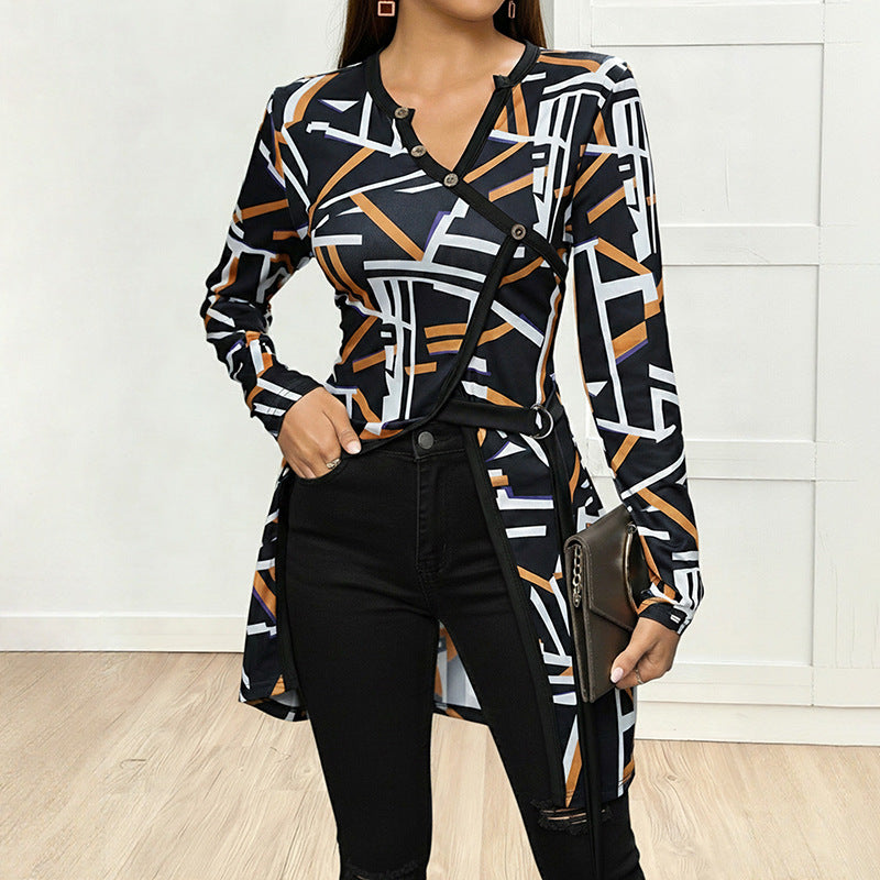 T-shirt long à imprimé géométrique abstrait, col V, coupe ajustée, fendu, vêtements pour femmes