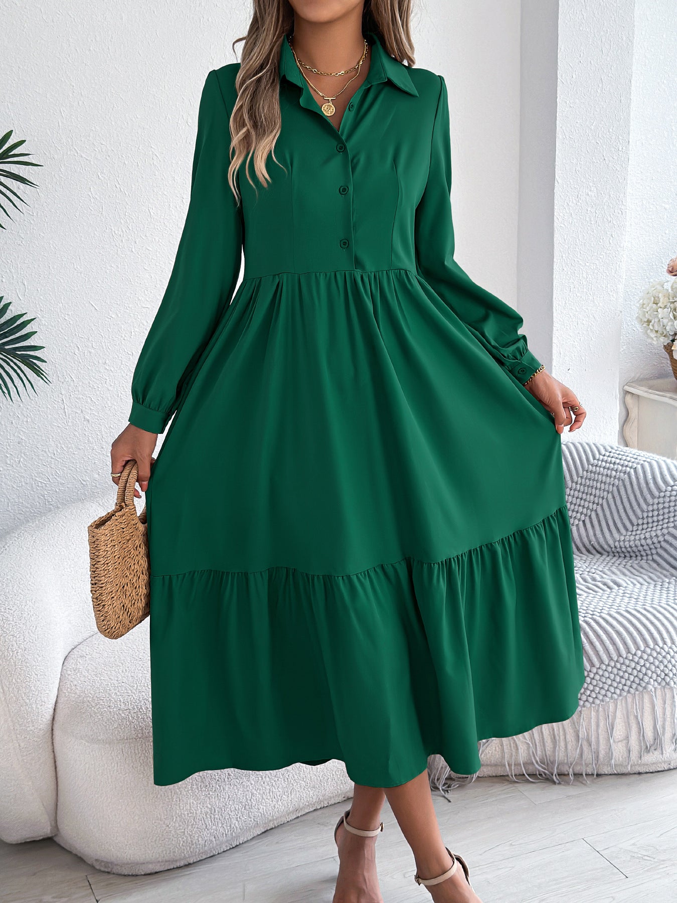 blackish green